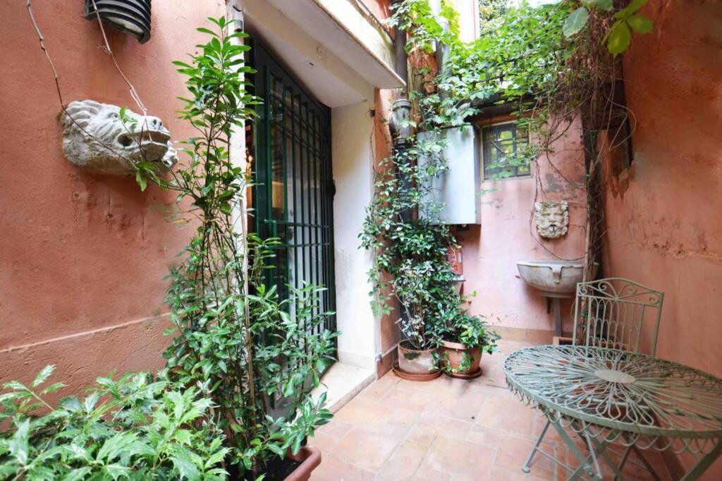 Zattere Cottage next to Guggenheim Venezia Eksteriør bilde